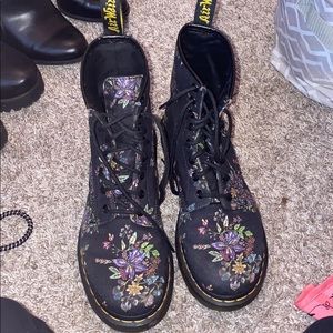Doc Martens like new condition